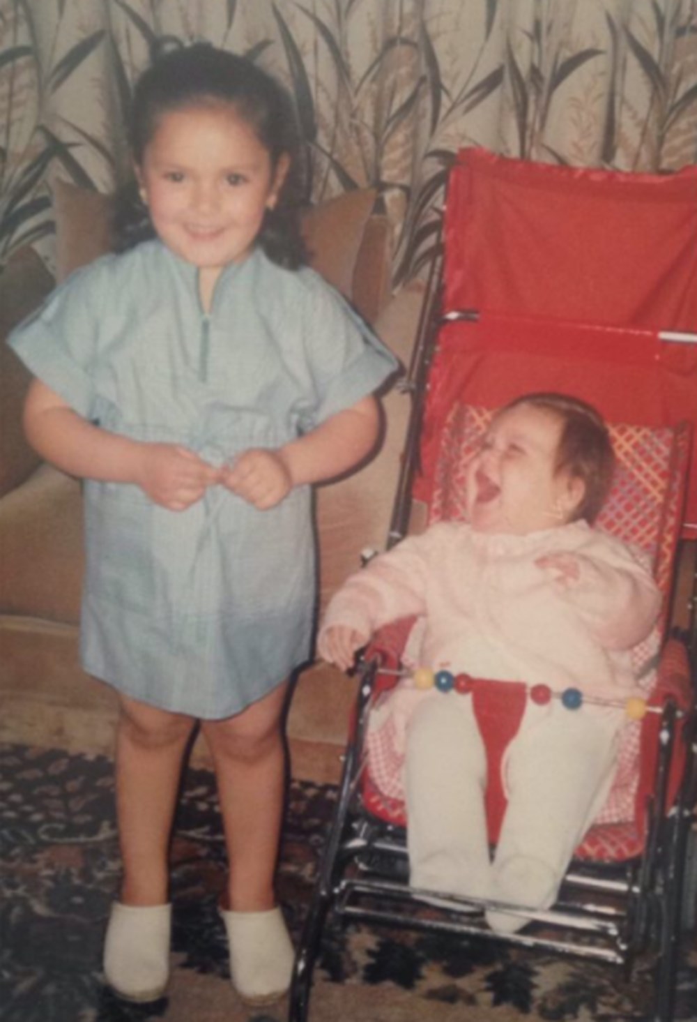 Ayşecan Tatari'den nostaljik kare: 5 sene önce bugün (Ünlülerin çocukluk ve gençlik halleri) - 643