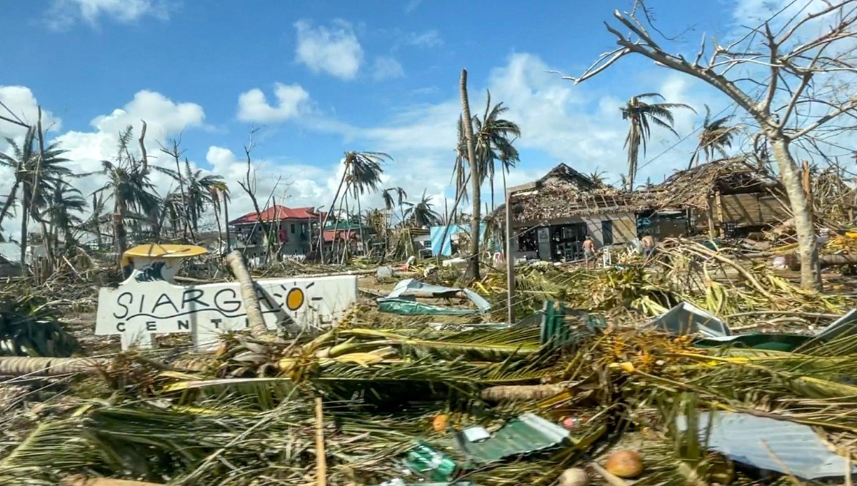 Rai Tayfunu'nun vurduğu Filipinler'de bilanço ağırlaşıyor