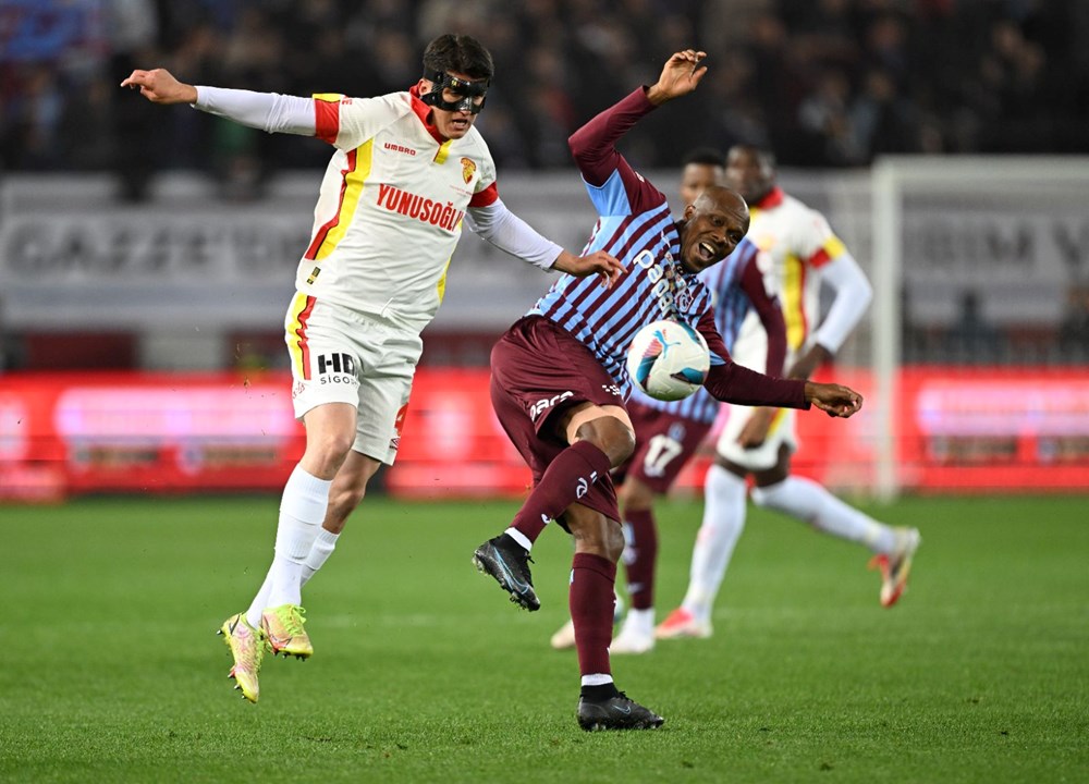 Göztepe'yi yenen Trabzonspor finalde Galatasaray'ın rakibi oldu 79 fTLmetw6f0GmD KD6oZJCg