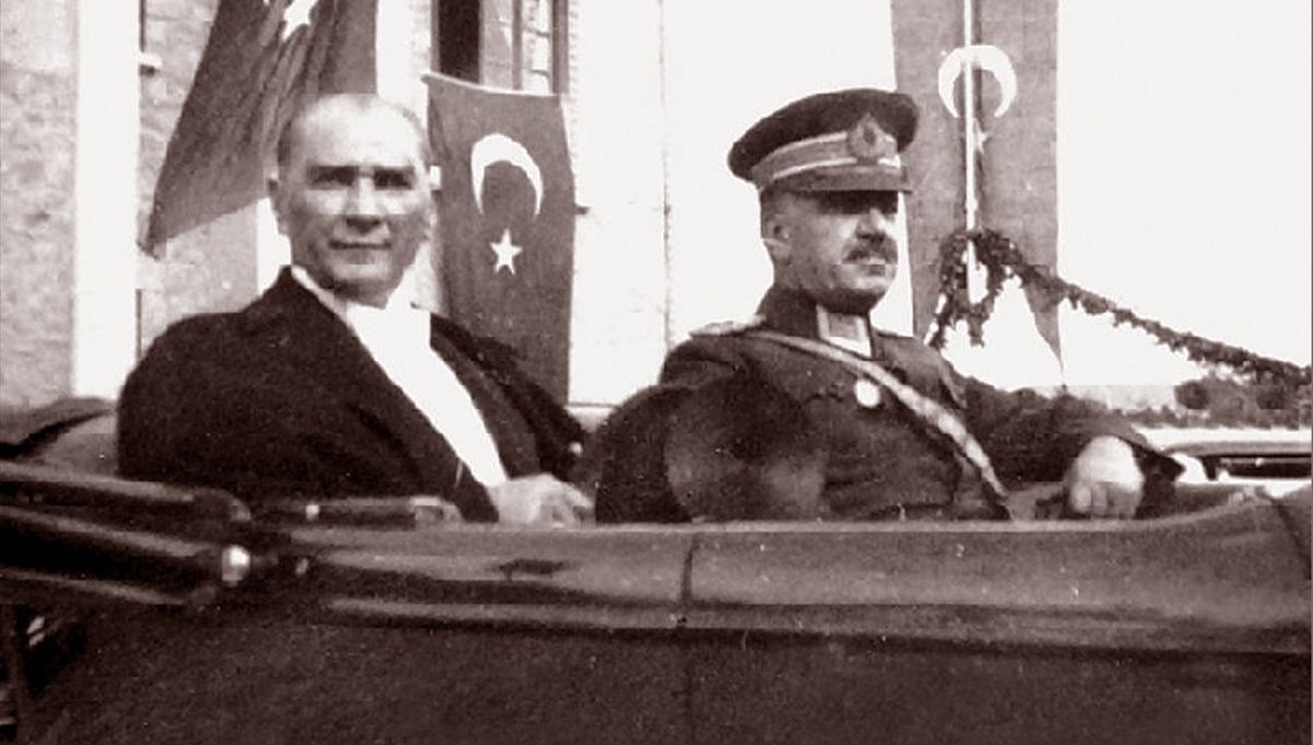 Türkiye Cumhuriyeti 100 yaşında: 29 Ekim Cumhuriyet Bayramı Türkiye Cumhuriyeti 100 yaşında: 29 Ekim Cumhuriyet Bayramı