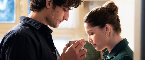 Sadık Bir Adam / A Faithful Man fragmanı