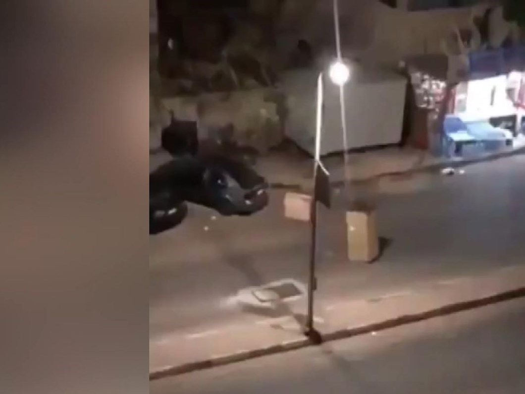 Sokaga Cikma Yasagina Takilmamak Icin Karton Koli Kiligina Girdi Ntv