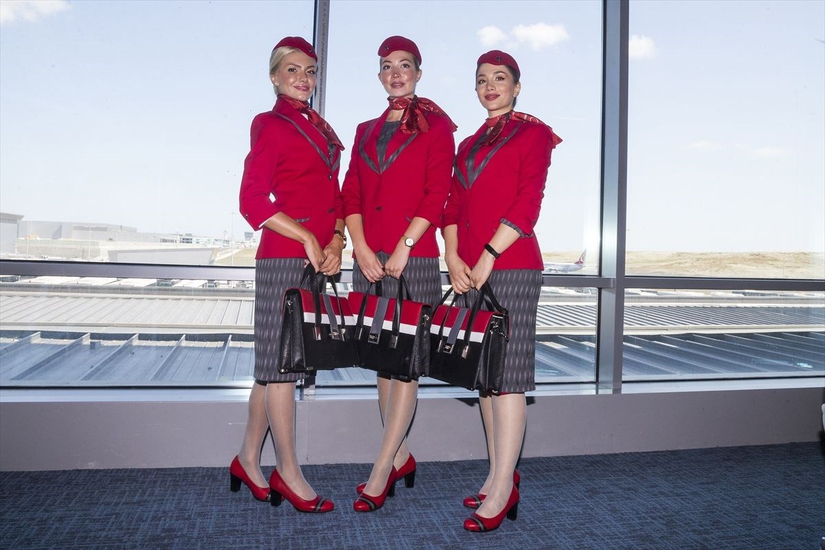 Thy Nin Yeni Kabin Kiyafetleri Ilk Kez Goruntulendi Ntv