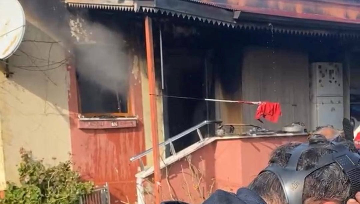 Emekli öğretmen yangında öldü Emekli öğretmen yangında öldü