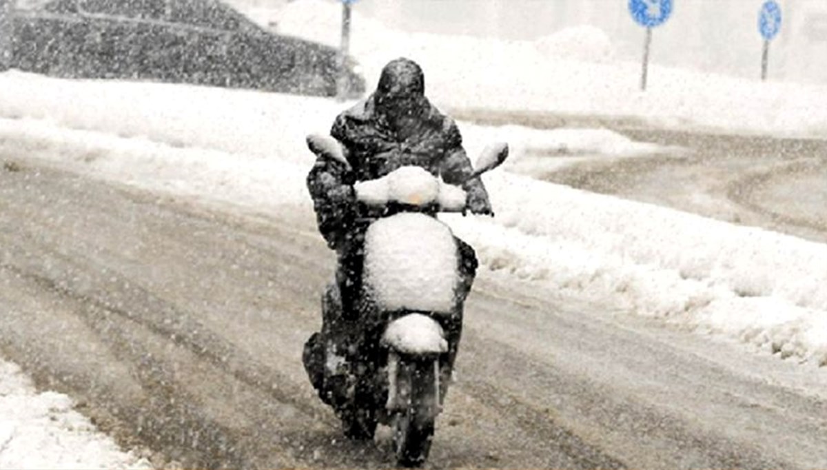Kocaeli'de motokuryelerin trafiğe çıkışına yasak Kocaeli'de motokuryelerin trafiğe çıkışına yasak