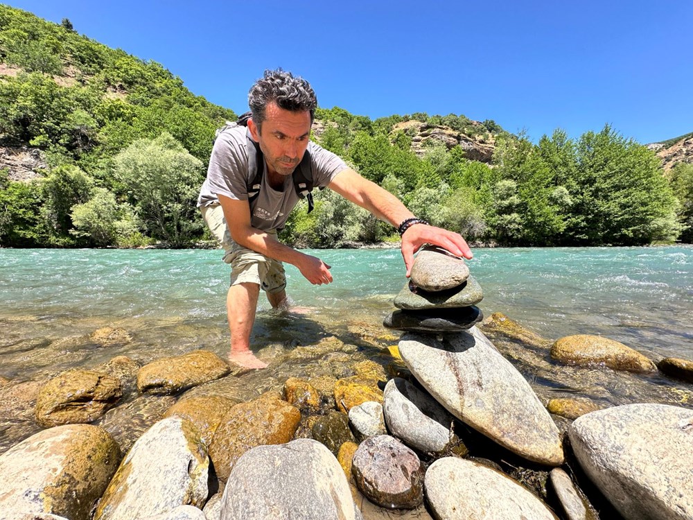 Munzur Vadisi’nden topladığı taşları sanat eserine dönüştürüyor - 3