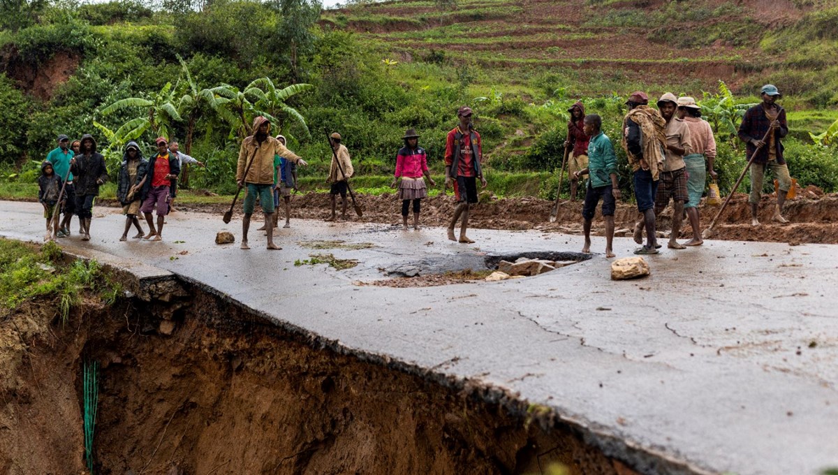 Batsirai kasırgası Madagaskar'a ulaştı: En az 6 ölü