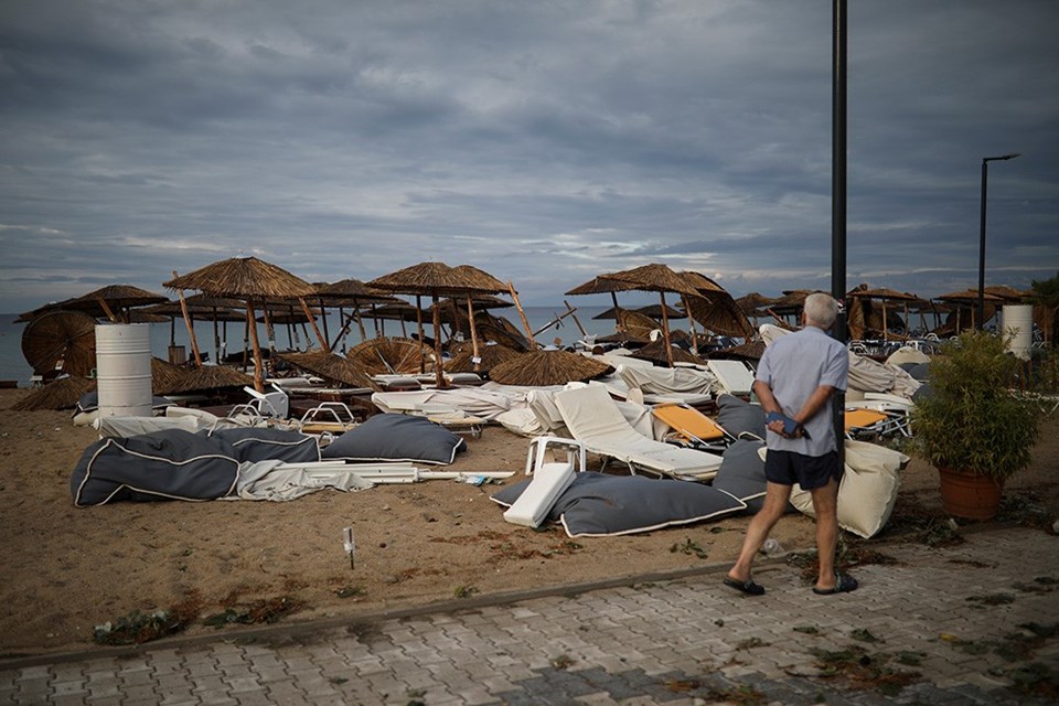 Yunanistan'da fırtına can aldı: 6 ölü - 1