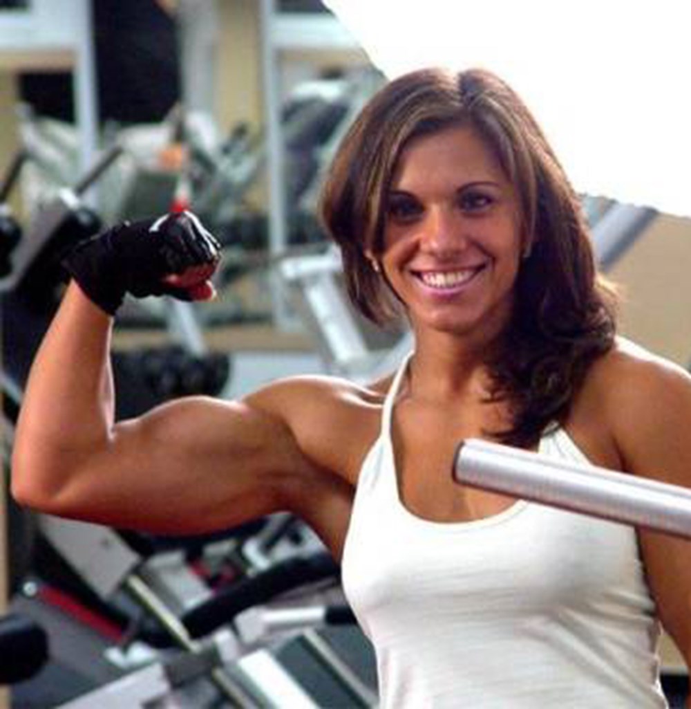 Красивая сильная женщина. Сильная женщина высказывания. Красивые высказывания про мужчину и женщину. Женский бодибилдинг. Статус для гордой девушки.