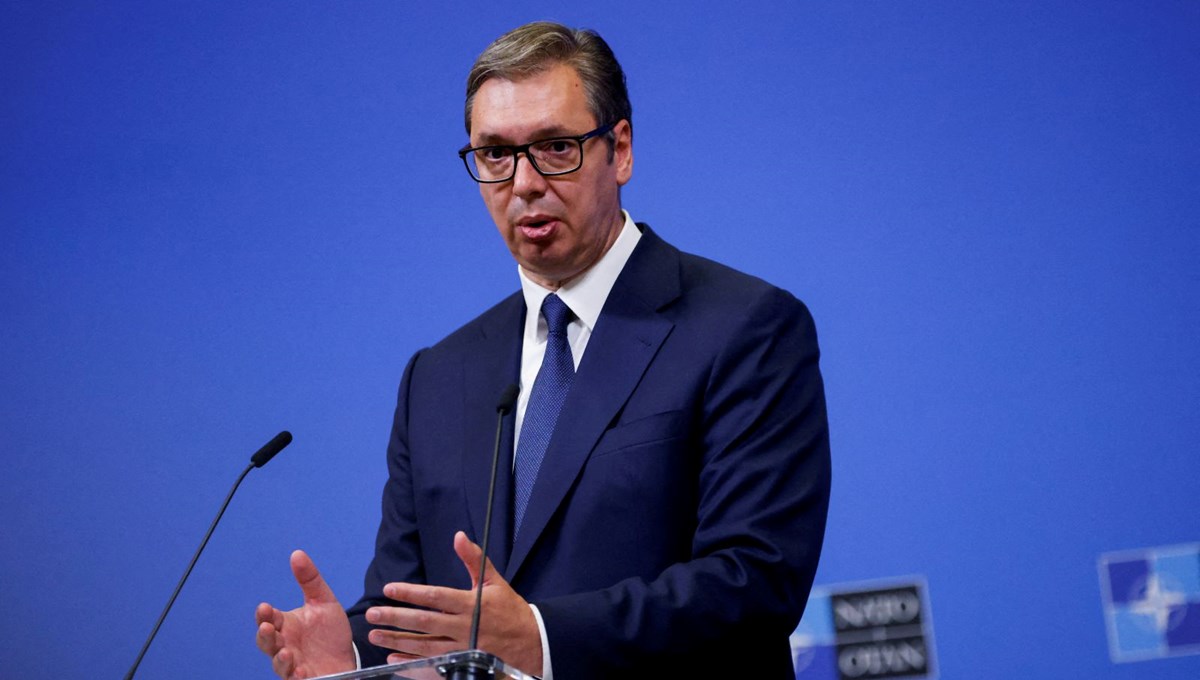 Vucic talimat vermişti: Sırbistan, hava sahasında tespit ettiği hava aracını düşürdü