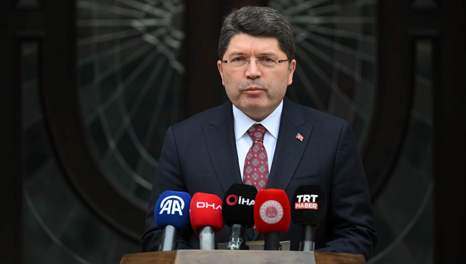 Bakan Tunç: Soruşturmalar üzerinden yapılan sokak çağrıları hukuk dışıdır