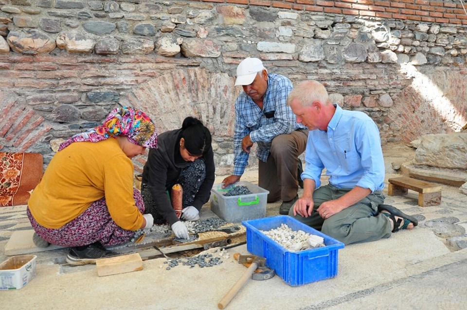 Sardes Antik Kenti'nin en büyük sinagogunu kadınlar yeniliyor - 4