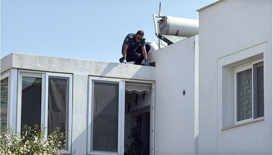 Bodrum'da çatıdan düşen emekli polis yaşamını yitirdi