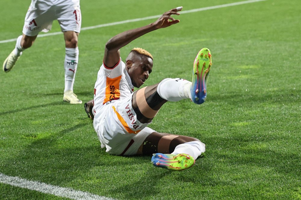 Türk futbol tarihine geçecek transfer: Galatasaray'da her şey hazır - 8