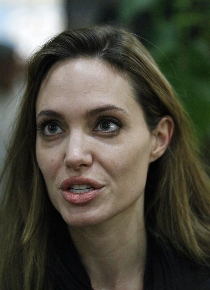 Идеал совершенной фигуры: Анджелина Джоли воплощает мечты миллионов
