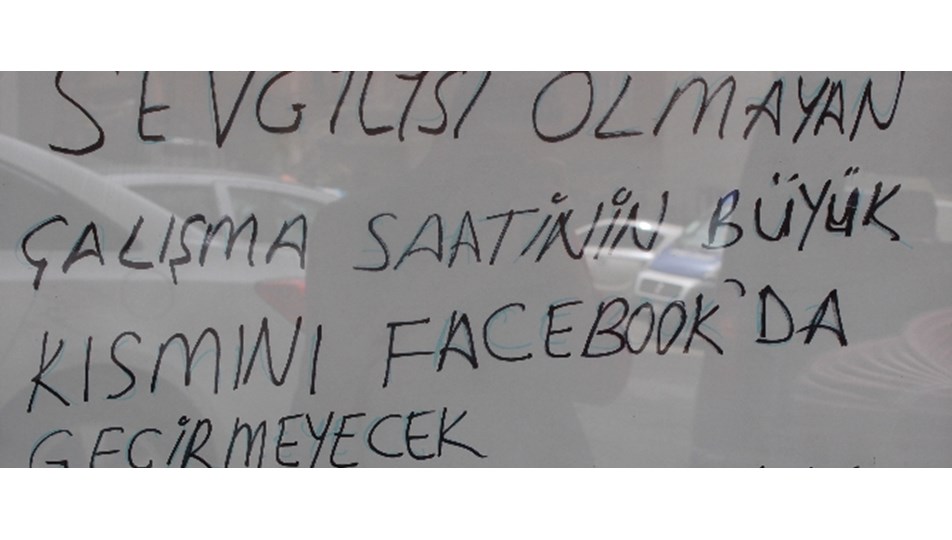 "Sevgilisi olmayan, vaktini Facebook'ta geçirmeyecek eleman"