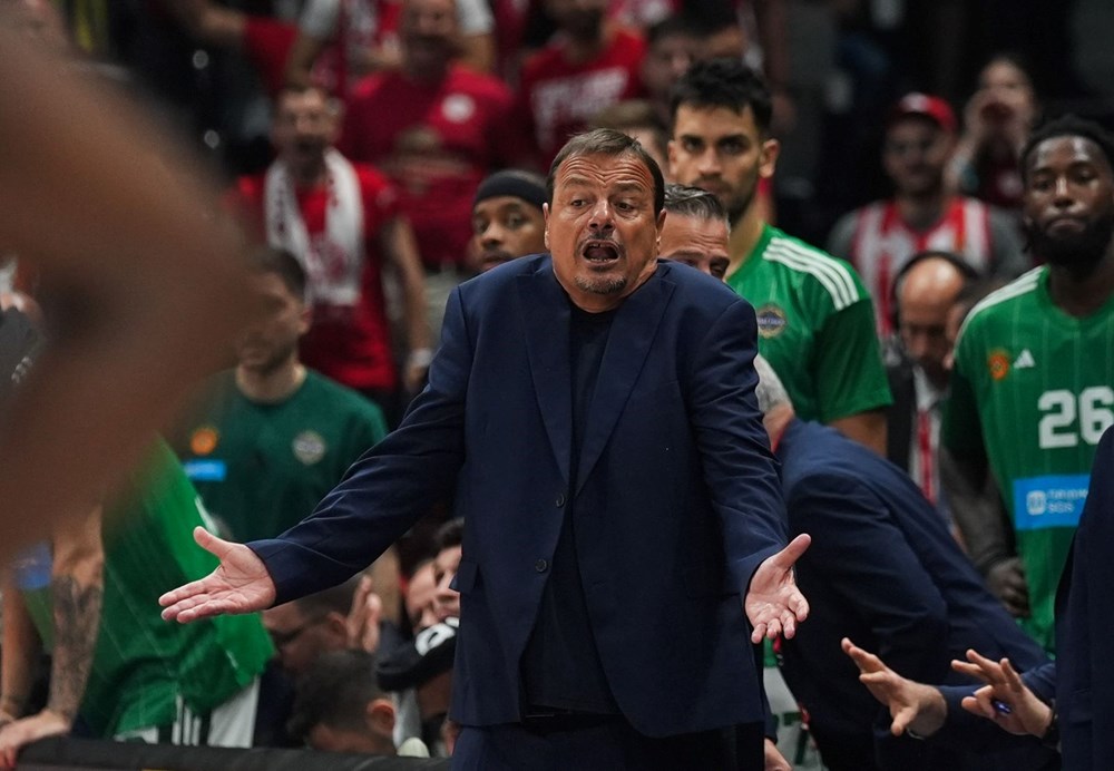 Fenerbahçe'nin Panathinaikos'u elemesi, amaç tahtasına Ergin Ataman'ı çekti: "Benzeri görülmedi!" 73