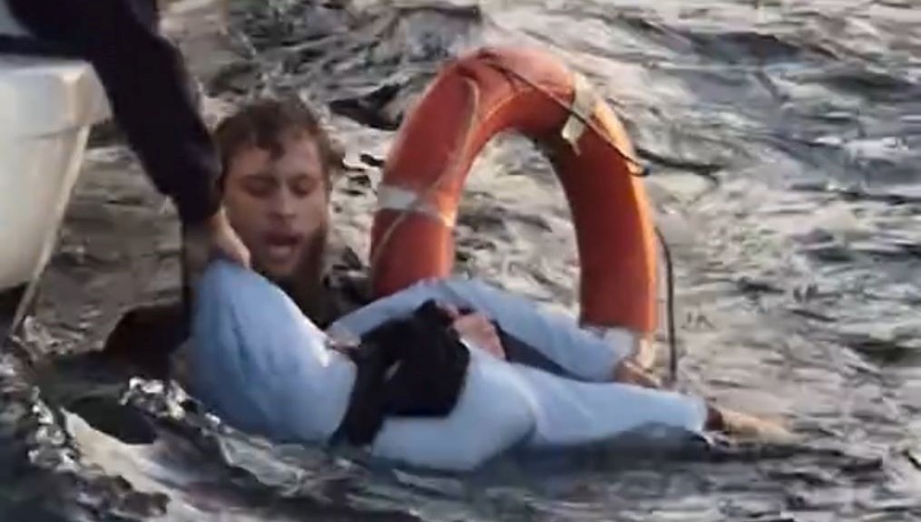 İstanbul Boğazı'ndaki kurtuluş anı