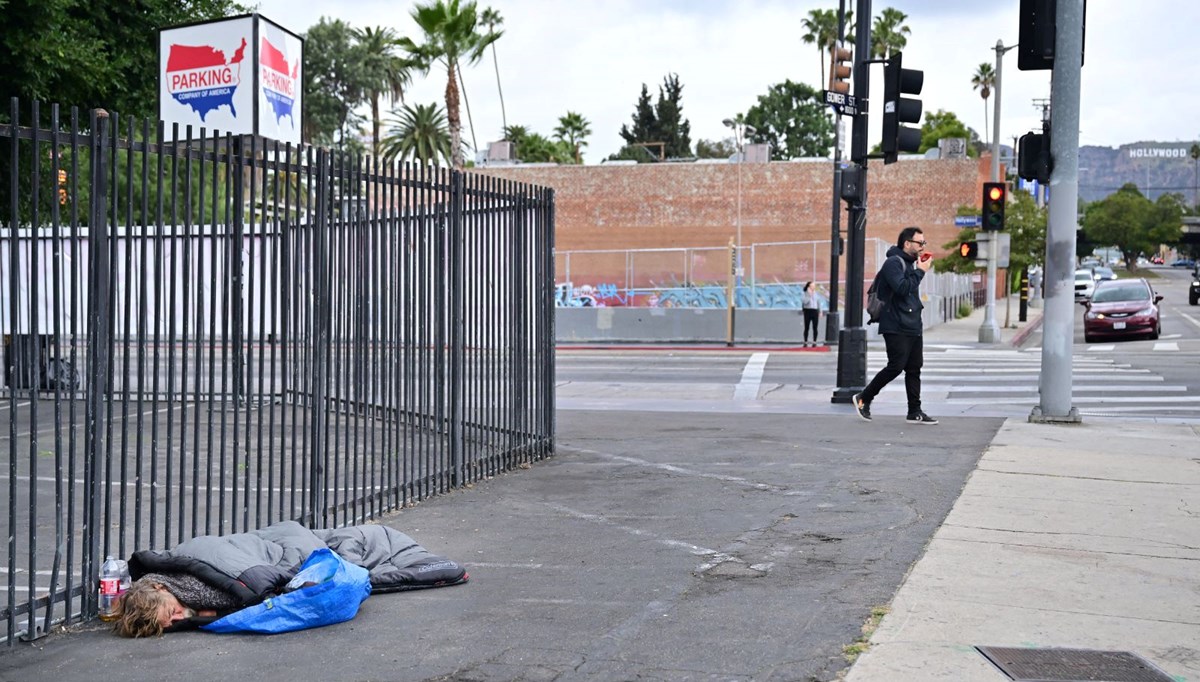 Los Angeles'ta evsizlik nedeniyle OHAL: Her gün 5 kişi ölüyor