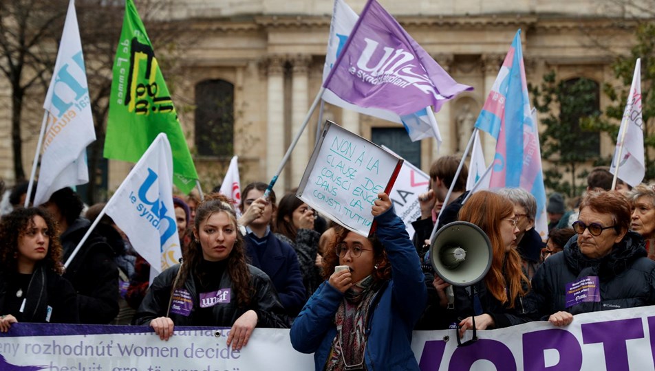 Fransa kürtaj hakkını anayasasına koyan ilk ülke olacak - Son Dakika Dünya  Haberleri | NTV Haber