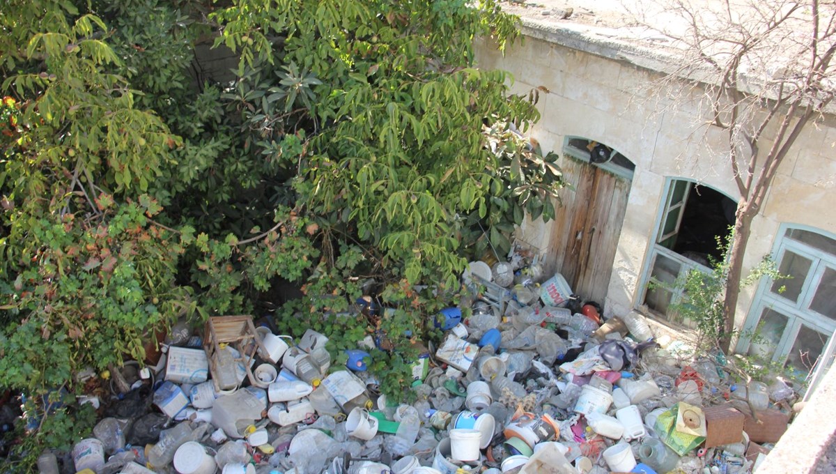 Kilis'te bir kişi yalnız yaşadığı çöp dolu evde ölü bulundu