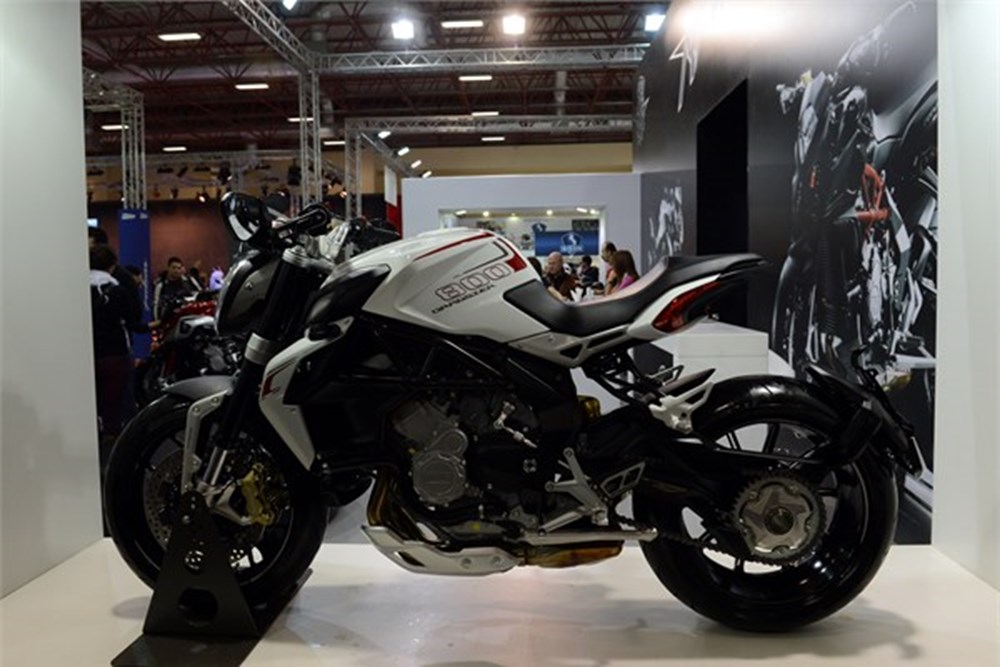 Nefes kesen motosikletler İstanbul'da - 1