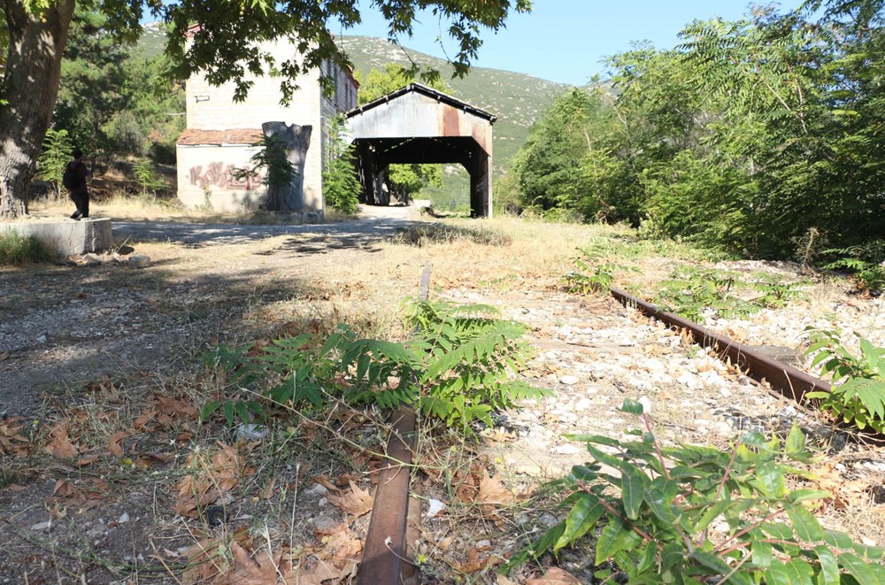 Kurtuluş Savaşı'nın sembollerinden Eğirdir Tren Garı restorasyon bekliyor - 6
