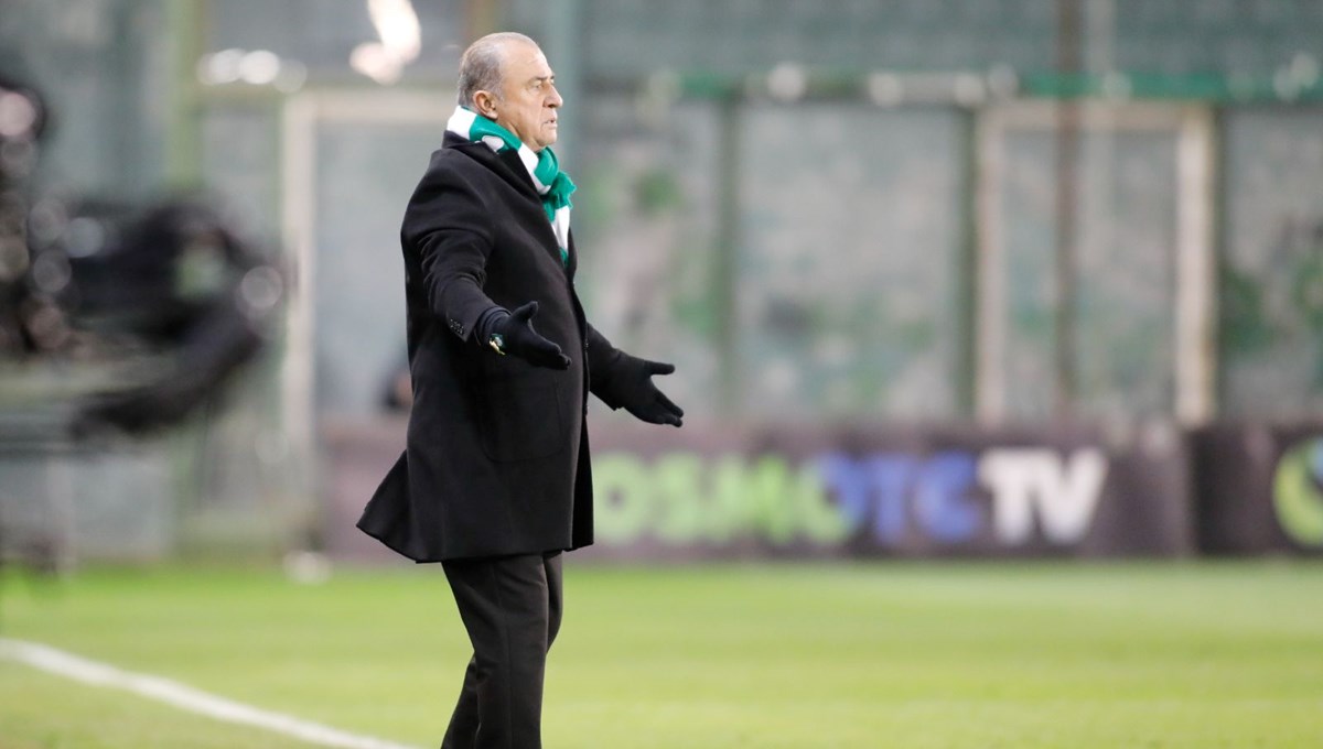 Panathinaikos, Fatih Terim yönetiminde çıktığı üçüncü maçta berabere kaldı