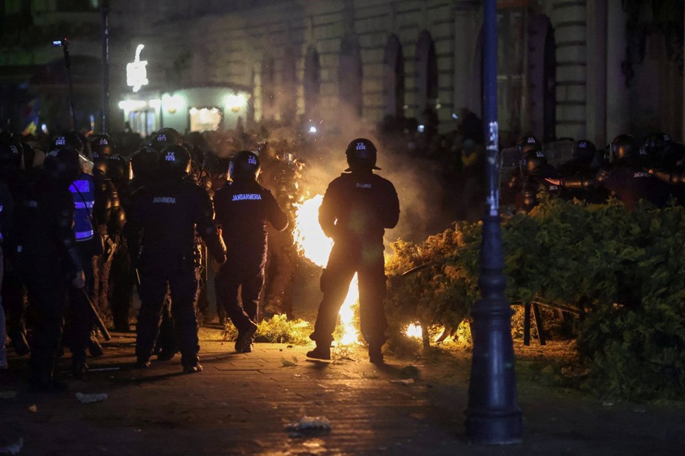 NATO Karşıtı Adayın Diskalfiyesi Romanya'da Rusya Yanlılarını Harekete Geçirdi 76 flyQhA7I80iLfCOVy9rZgg