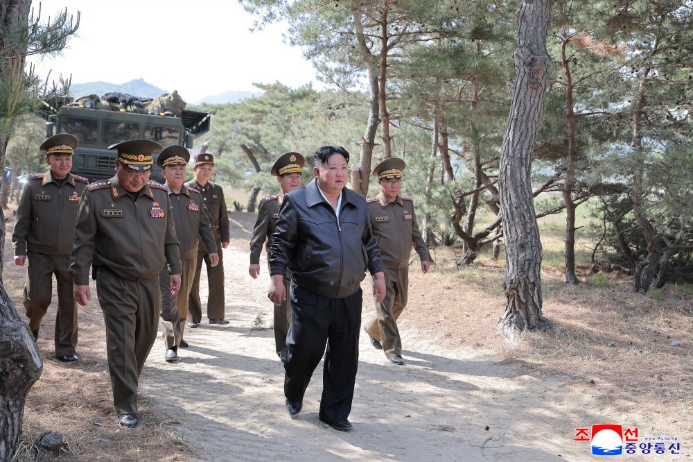 Kim Jong Un sahaya indi: Nükleer karşı saldırı hazırlığı başladı - 6