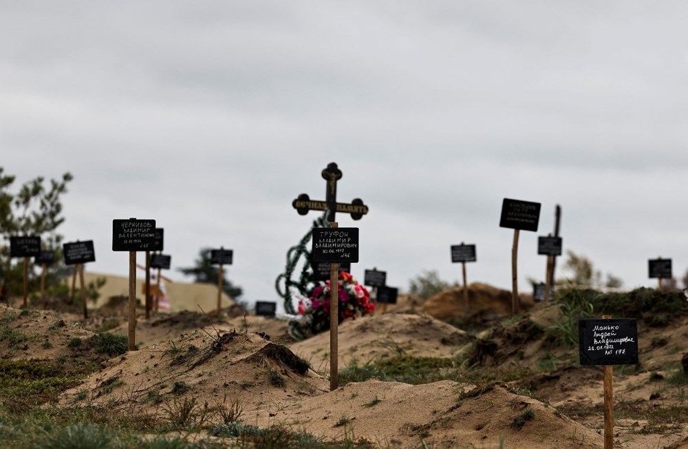 Ukrayna'nın Liman kentinde yeni toplu mezar bulundu - 4
