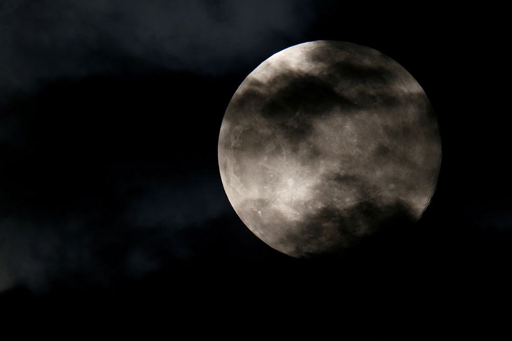 T�rkiye ve d�nyadan S�per Ay manzaralar�