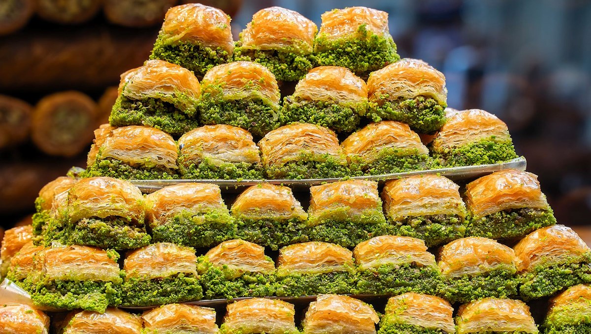 Baklavanın şekeri düştü