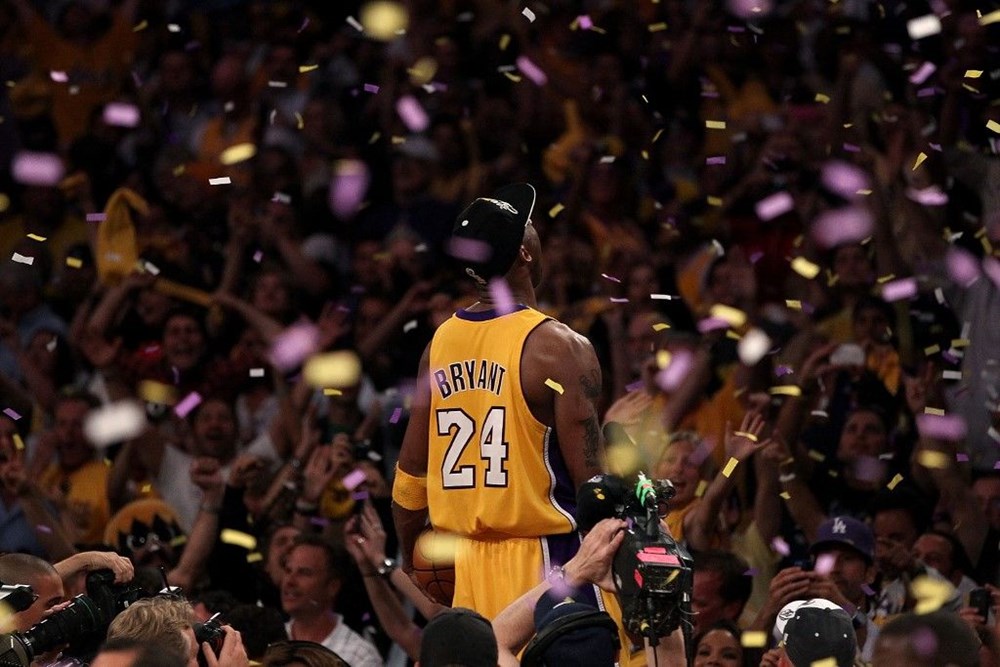 Kobe Bryant hayatını kaybedeli 1 yıl oldu: Rekorların
ve ilklerin adamı, Oscar ödüllü bir NBA efsanesi - 13