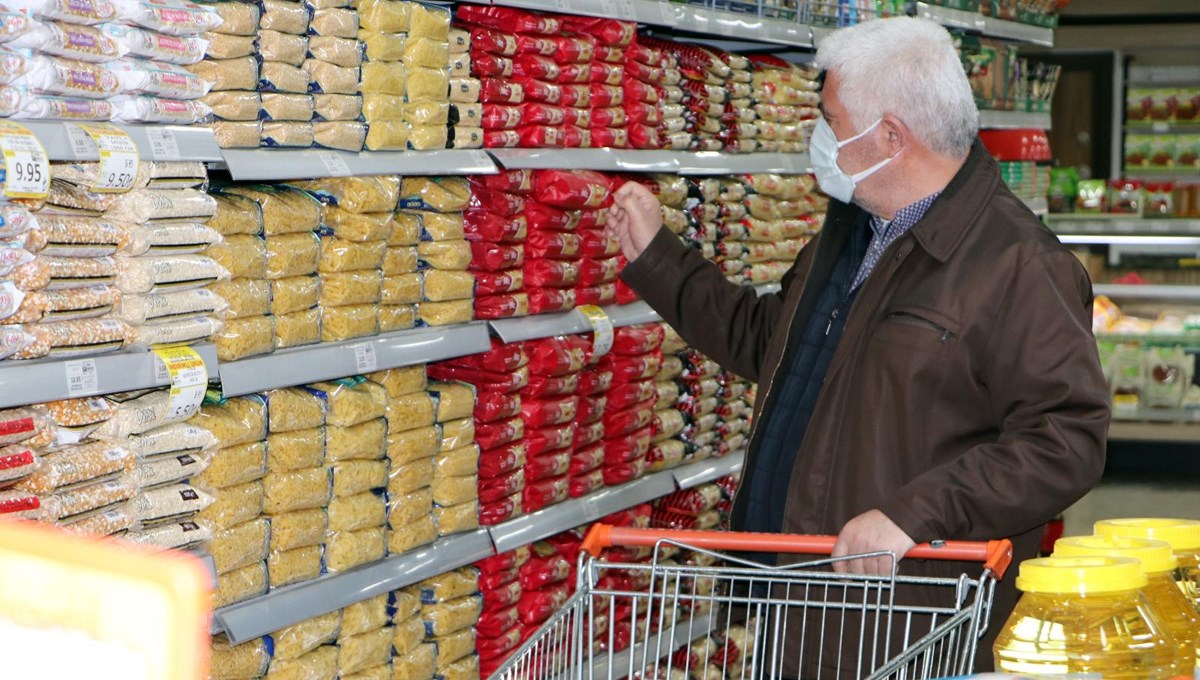 Market stoklarında sıkıntı yok ( Sadece makarnaya değil una ve bulgura da boğarız)