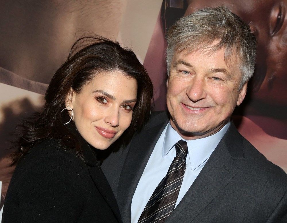 Alec Baldwin’in ölümlü kaza sonrası ilk açıklamasında Hilaria Baldwin gerginliği - 8