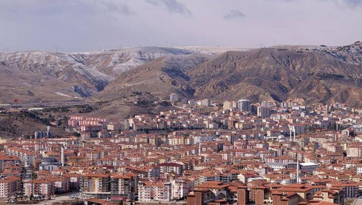 Çankırı'da abartı egzozlu araç kullanan kişiye 6 bin 439 lira para cezası Çankırı'da abartı egzozlu araç kullanan kişiye 6 bin 439 lira para cezası