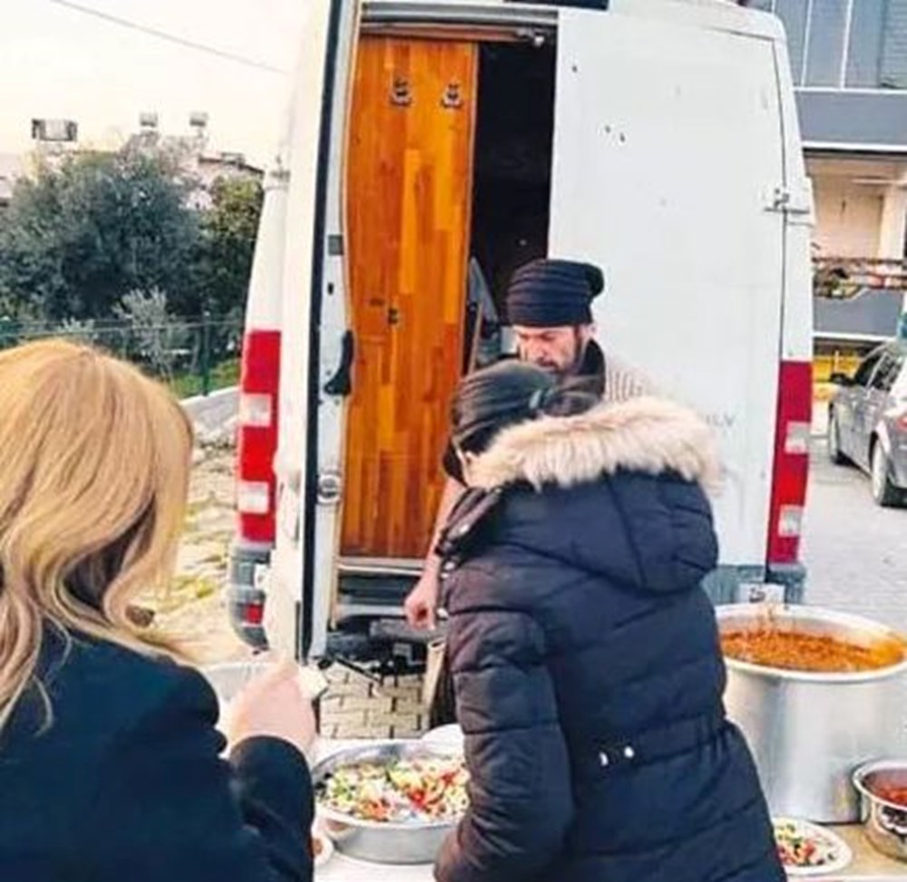Halil Sezai deprem bölgesinde - 5