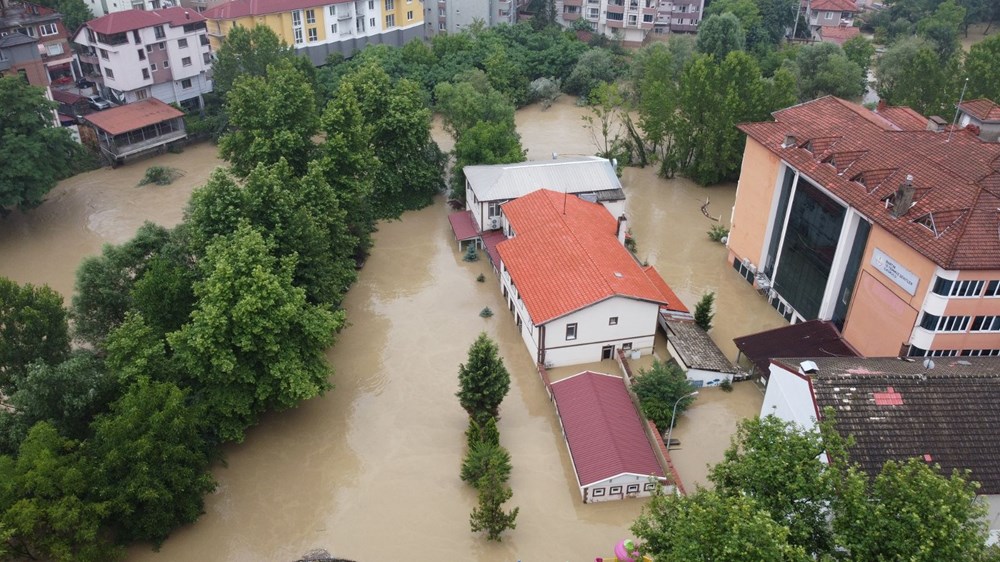 İl il sel bilançosu: Köprüler yıkıldı, evler sular altında kaldı - 8