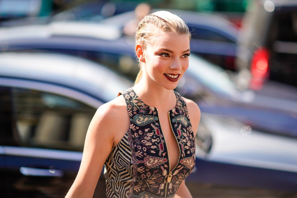 Anya Taylor-Joy'dan paparazilere: Av değilim - 1