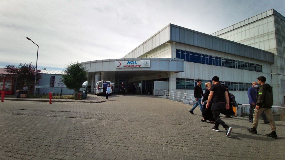 Bingöl'de konteyner yangınında 25 yaşındaki işçi hayatını kaybetti 1 Bingöl'de konteyner yangınında 25 yaşındaki işçi hayatını kaybetti