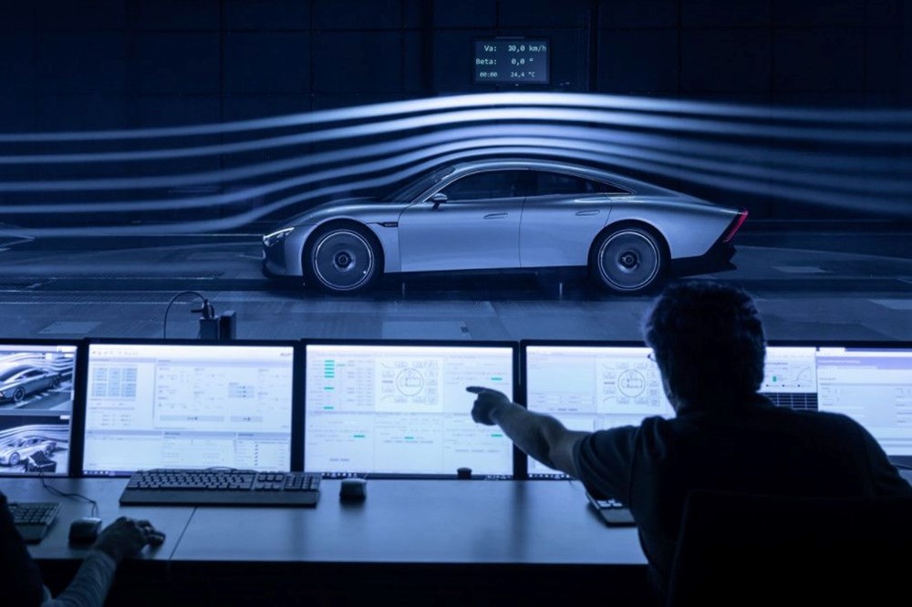 Mercedes-Benz yeni elektrikli modelini tanıttı: Tek şarjla 1000 kilometre menzil - 22
