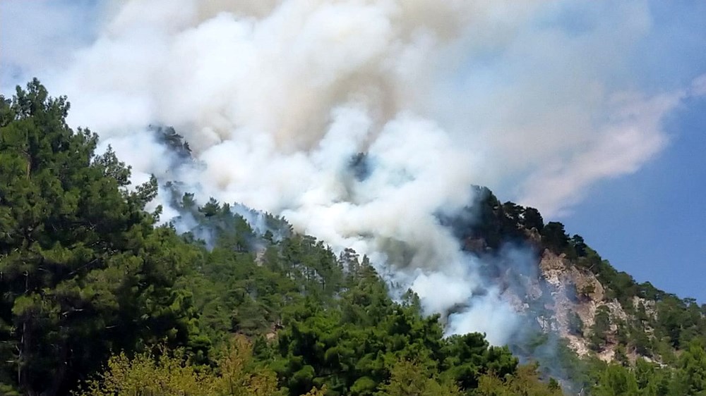 Muğla, İzmir ve Antalya’da orman yangını: Alevler hızla yayıldı - 7