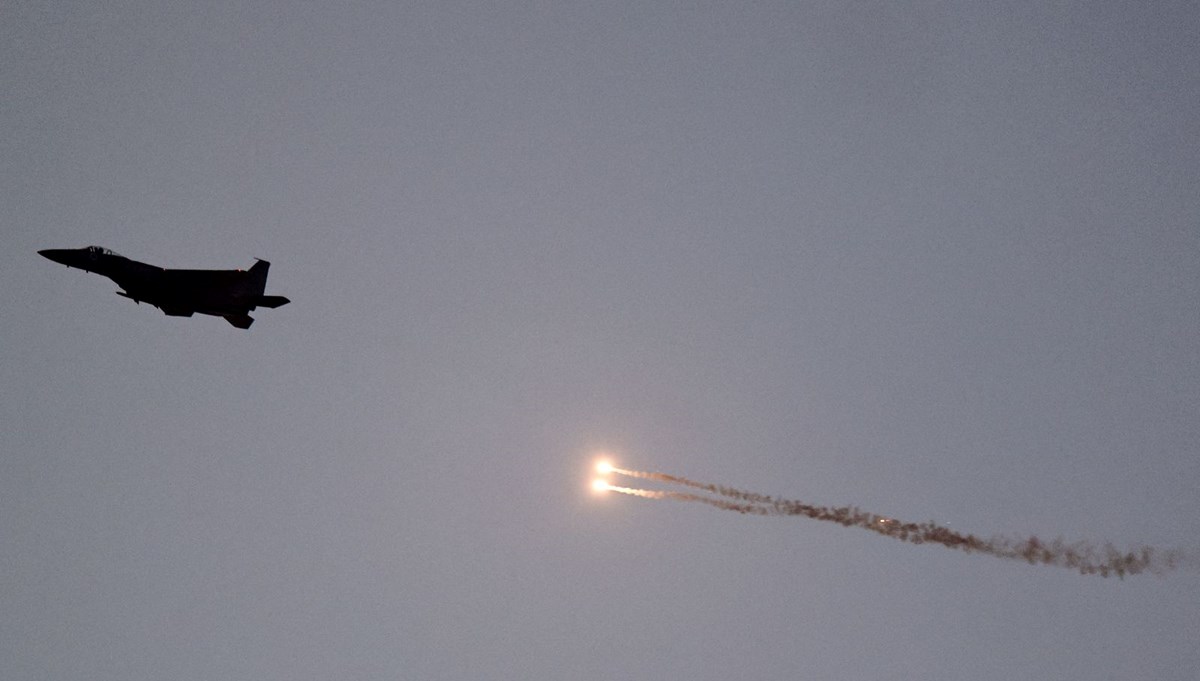 İsrail ordusu İHA'lardan ses bombası attı