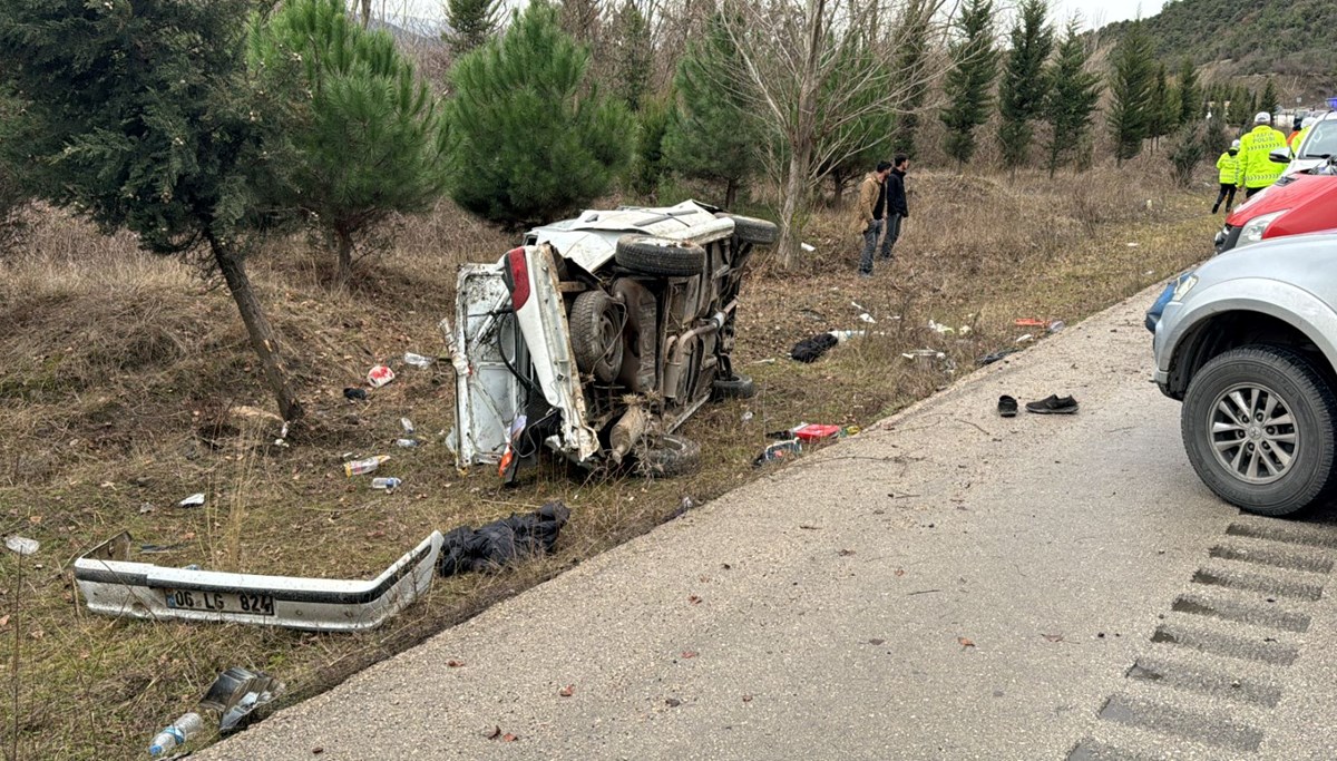 Karabük'te otomobil devrildi: 1 ölü,1 yaralı