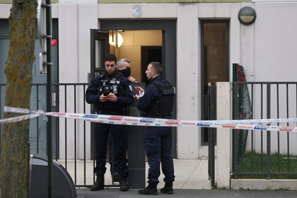 Fransa'da 4 çocuk ve anneleri ölü bulundu: Cinayet şüphelisi baba aranıyor - 1