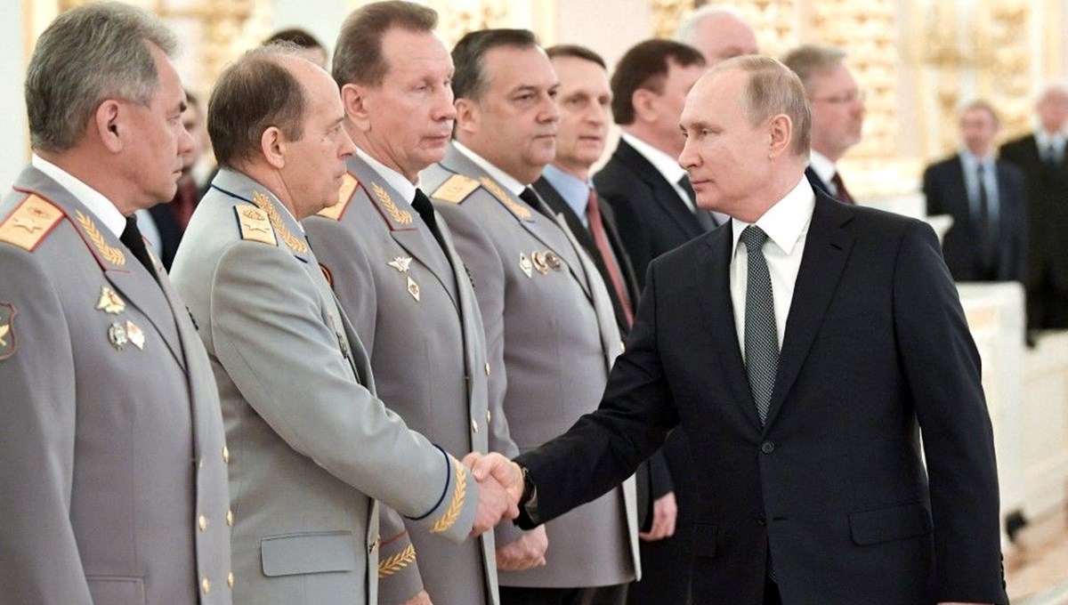 Putin ve Silovikler