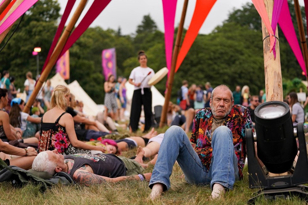 İngiltere'deki salgın deneme etkinliği Latitude Festivali'nde binden fazla Covid-19 vakası çıktı - 8