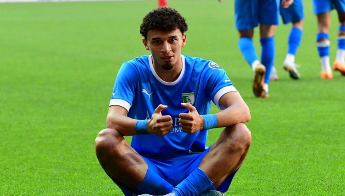 Galatasaray'da Gökdeniz Bayrakdar transferinde sona doğru Galatasaray'da Gökdeniz Bayrakdar transferinde sona doğru