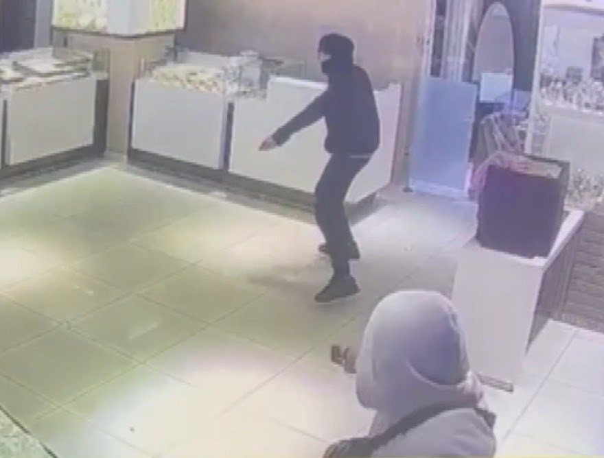 Soygun anı kamerada